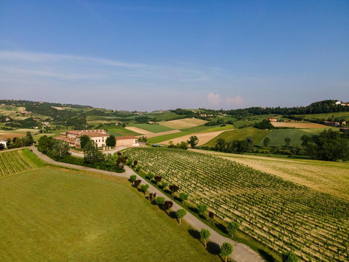 Spinerola Hotel In Cascina & Restaurant Uvaspina Moncalvo Eksteriør bilde