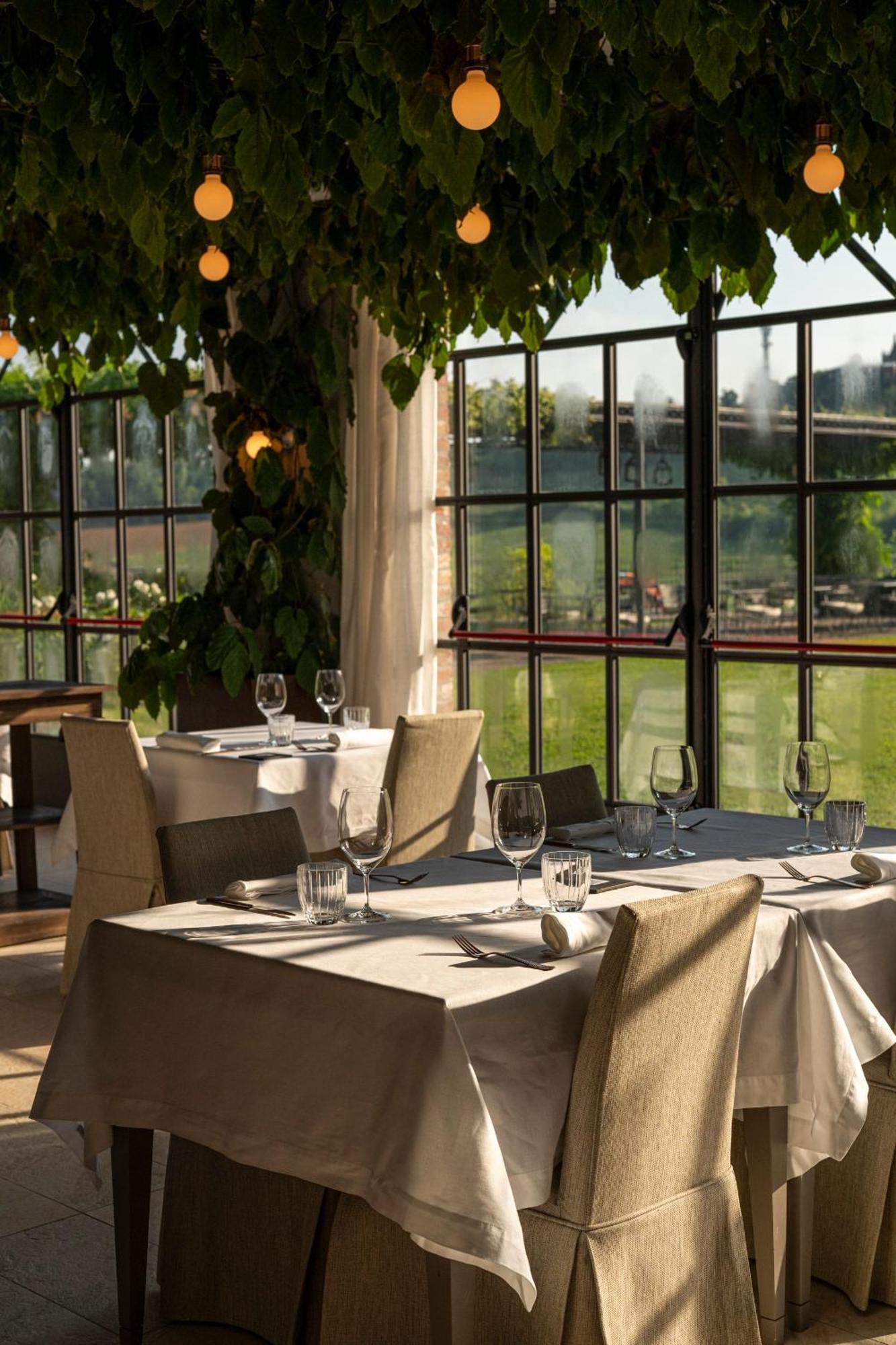 Spinerola Hotel Restaurant E Spa Arborea Moncalvo Eksteriør bilde